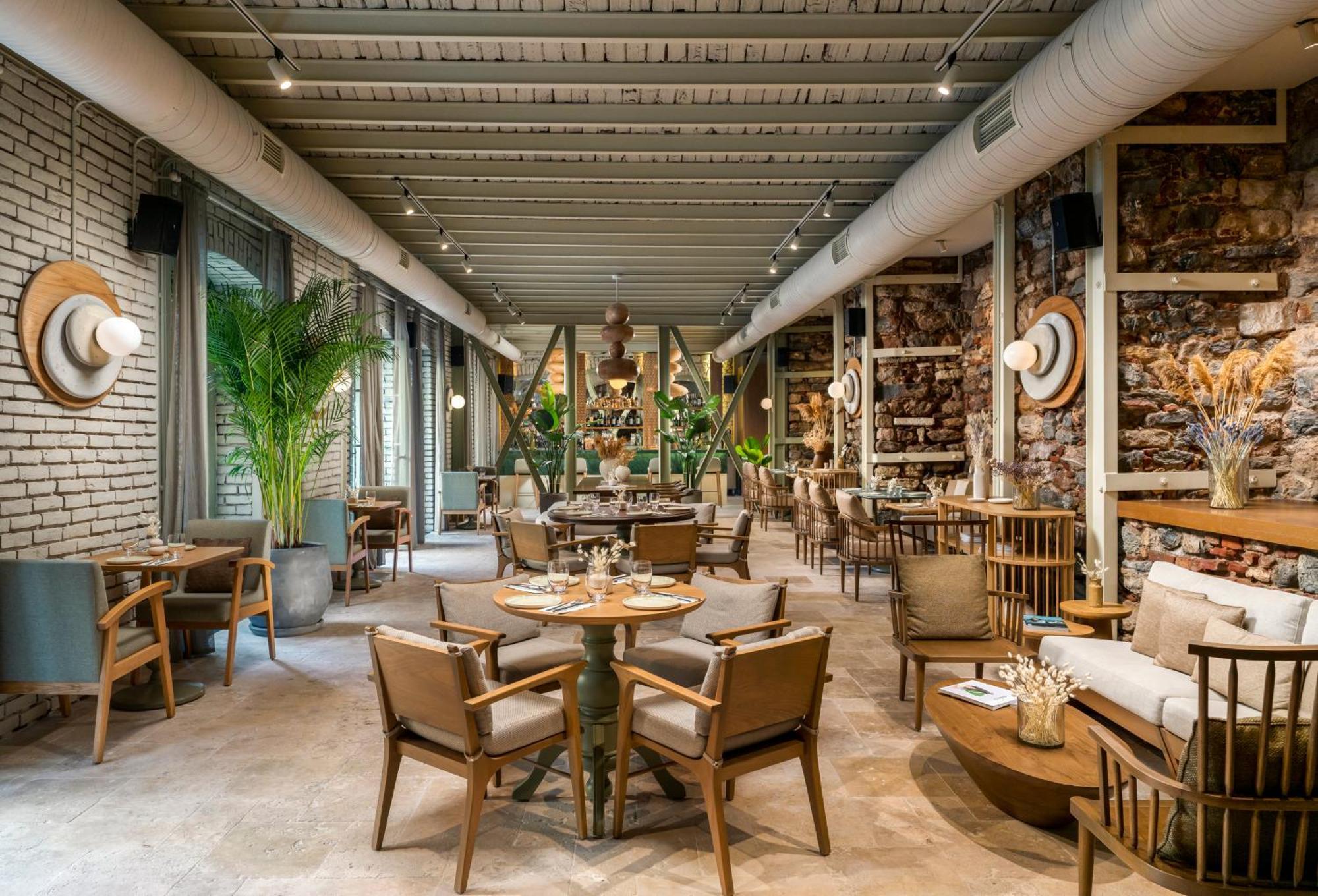 Ecole St. Pierre Hotel Istanbul Bagian luar foto