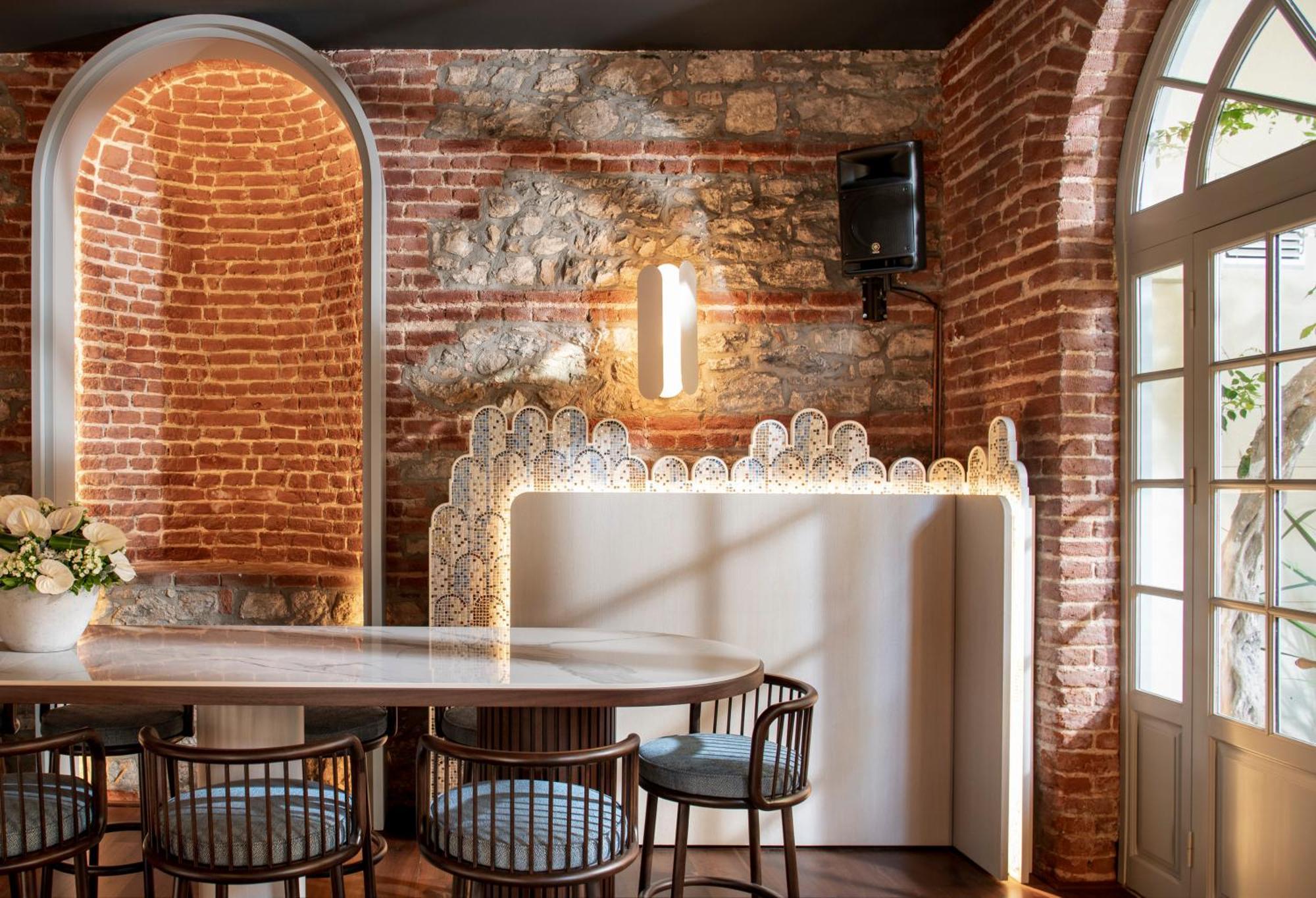 Ecole St. Pierre Hotel Istanbul Bagian luar foto